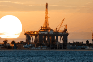 Read more about the article Can the Oil and Gas Sector Reinvent Itself in a Post-COVID World?